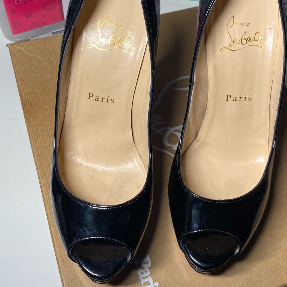 Christian Louboutin Lady Peep